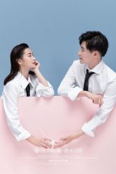 -唯一旅拍·颂当代影像艺术中心(上城店)