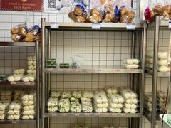 -白玉兰食品甜凤店(合生汇店)