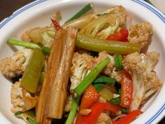 -廖师傅大蒜炒腊肉(袁家岭店)