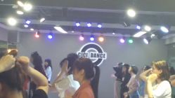 -CICI街舞专业培训