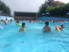 -欢乐水魔方水世界