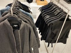 -ZARA(大上海时代广场店)