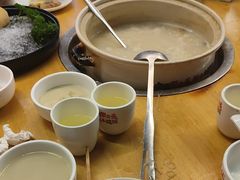 -土连锅·现熬养生汤锅(梁家巷店)