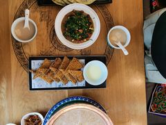 -哈啾嗨·新概念蒙餐(红星新城店)