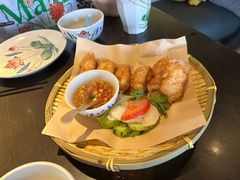 -大头虾越式风味餐厅(光明广场店)