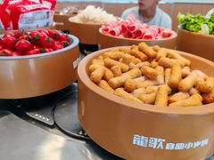 -龍歌自助小火锅(市南金茂湾店)