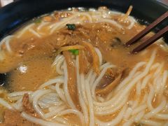 -老妈米线(港龙店)