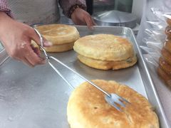 -李氏憨粑粑(官渡古镇店)