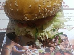 -The Habit Burger Grill 哈比特汉堡(复兴soho店)