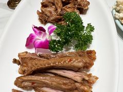 -梅利汴京烤鸭•开封豫菜地标店(东大街店)