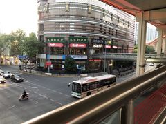 -沪小胖小龙虾(淮海中路旗舰店)