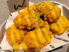 -W COLLECTIVE  DESSERT SHOP
