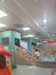 -孩子王童乐园(上海青浦吾悦广场店)