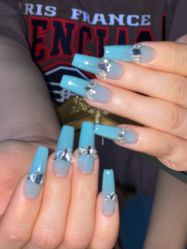 -171 Naillife