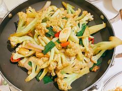 -小菜园新徽菜(镇江丹阳吾悦店)
