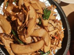 -耶里夏丽·新疆菜·28年喀什老馆(田林东路店)