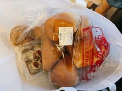 -白玉兰食品(中山公园龙之梦店)