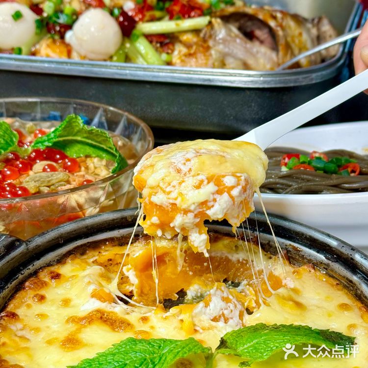 西安烤鱼南波万！吃鱼嘬虾撸串一举三得超OK！
