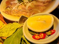 -大头虾越式风味餐厅(光明广场店)