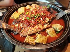 -吞鱼兽麻辣烤鱼(万达店)