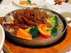 铁板黑椒牛仔柳-巴音浩日娲·蒙餐(双林东路店)