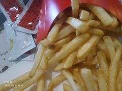 -麦当劳(百荣世贸商城店)