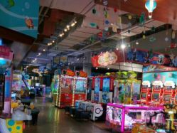 -探奇乐园蹦床公园(日月广场店)