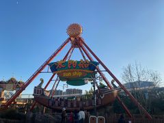 -七彩云南欢乐世界