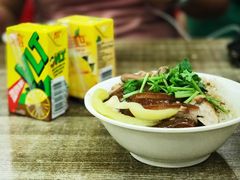 -猪脚洪隆江猪脚饭