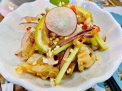柠檬酸辣无骨凤爪-帕蓝·暹罗料理(曲阳店)