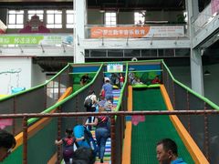 -蒙特利亲子乐园