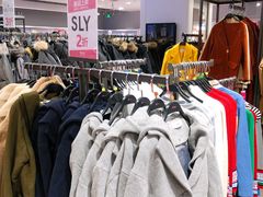 -唯品会(北京国瑞城店)