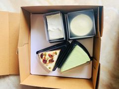 -Fridi Patisserie Cafe