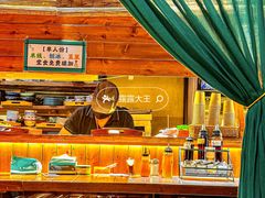 -八月美食小馆(银泰城总店)