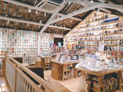 -猫的天空之城概念书店(苏州平江店)