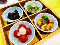 -荷风细雨·中国茶宴(碧云店)