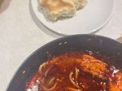 -牵人麻辣粉(粉巷店)