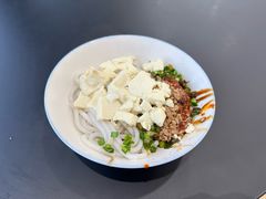 荤豆花米线-辣辣小吃豆花米线(大观篆新农贸市场店)