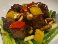 沙姜野菌爆炒M9和牛-宝丽轩中餐厅BAOLIXUAN