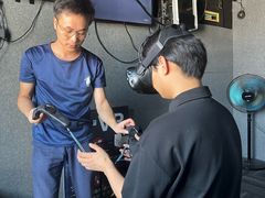 -VR 间客漫·PS电玩·虚拟现实包间游戏电竞(街道口店)
