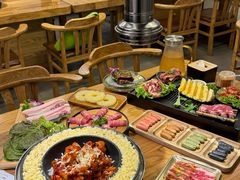 -青瓦餐厅·生鱼片·韩园烤肉(西塔店)