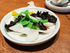 -云海肴·汽锅鸡·云南代表菜(天山百盛优客店)