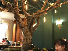 -梧桐树下(云锦世家店)