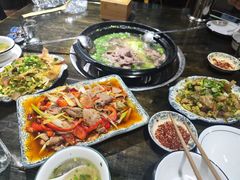 -乐山食古香跷脚牛肉
