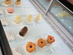 -潮一不贰·西式简餐·法式甜品(外滩店)