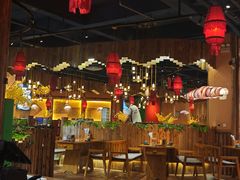 -老滇山寨•云南特色菜•地方菜•民族风情歌舞表演(金碧店)