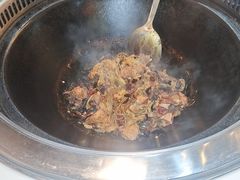 -哈尔滨烧烤·山河村铁锅炖(交大店)