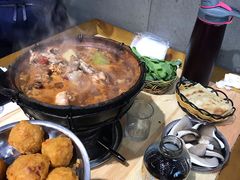 素丸子-范贤光鸡公煲(平乐园总店)