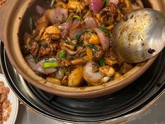 -胡须佬鸡煲四季火锅店(石厦西村直营店)