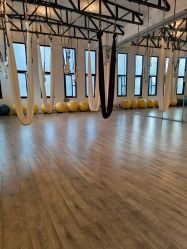 -无界瑜伽普拉提